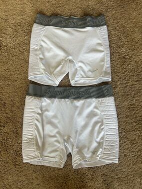 Bundle Mizuno White and Gray Performance Sliding Shorts S, L like new
